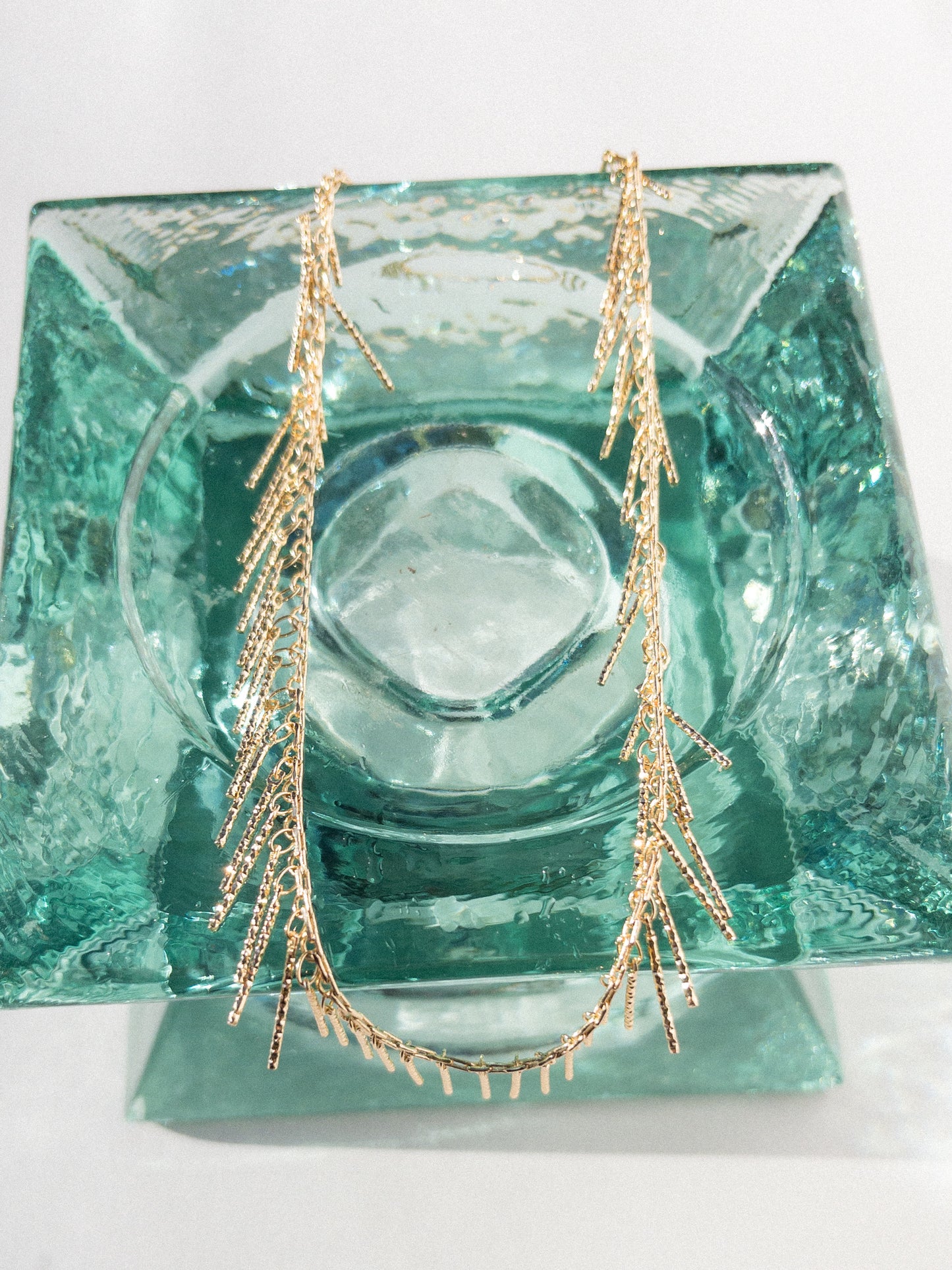 FRINGE NECKLACE